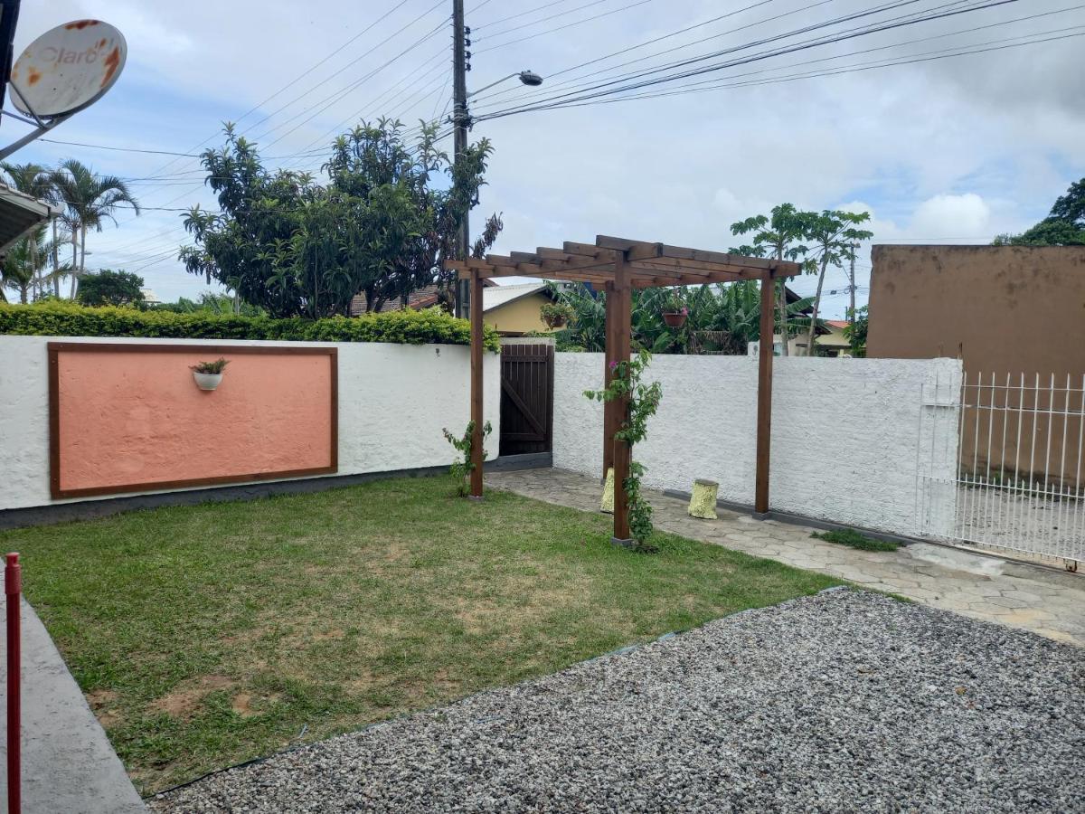 Casa Em Florianopolis, Rio Vermelho De 2 Quartos Bem Localizada Εξωτερικό φωτογραφία